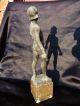Antike Bronzefigur Bronze Gladiator Krieger Signiert H.  Keck Dachbodenfund 1900-1949 Bild 3