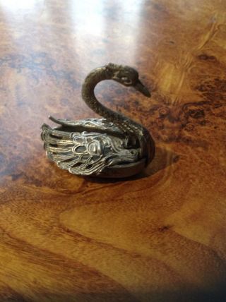 Metal Dose Bild