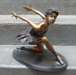 Schöne Frau / Mädchen In Ballett - Tanzpose,  Klassische Bronze Figur,  Sport - Tanz Bild