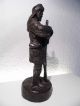 Handsignierte Skulptur Von Michael Garman - Cowboy - Trapper Serie Ab 2000 Bild 1