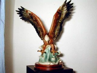 Großer Porzellan - Keramik Fischadler - 60 Jahre Bild