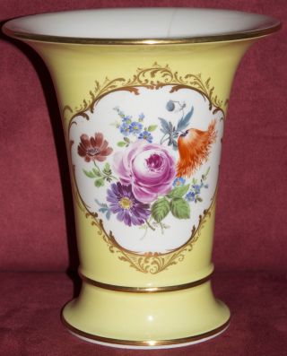 Meissner Vase Gelb - Blumen - Gold Rand - Meissen Porzellan Bild