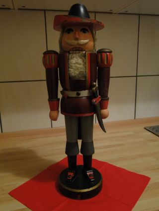 Ddr Nussknacker Für Sammler & Bastler Kellerfund Xxl 54,  5 Cm Bild