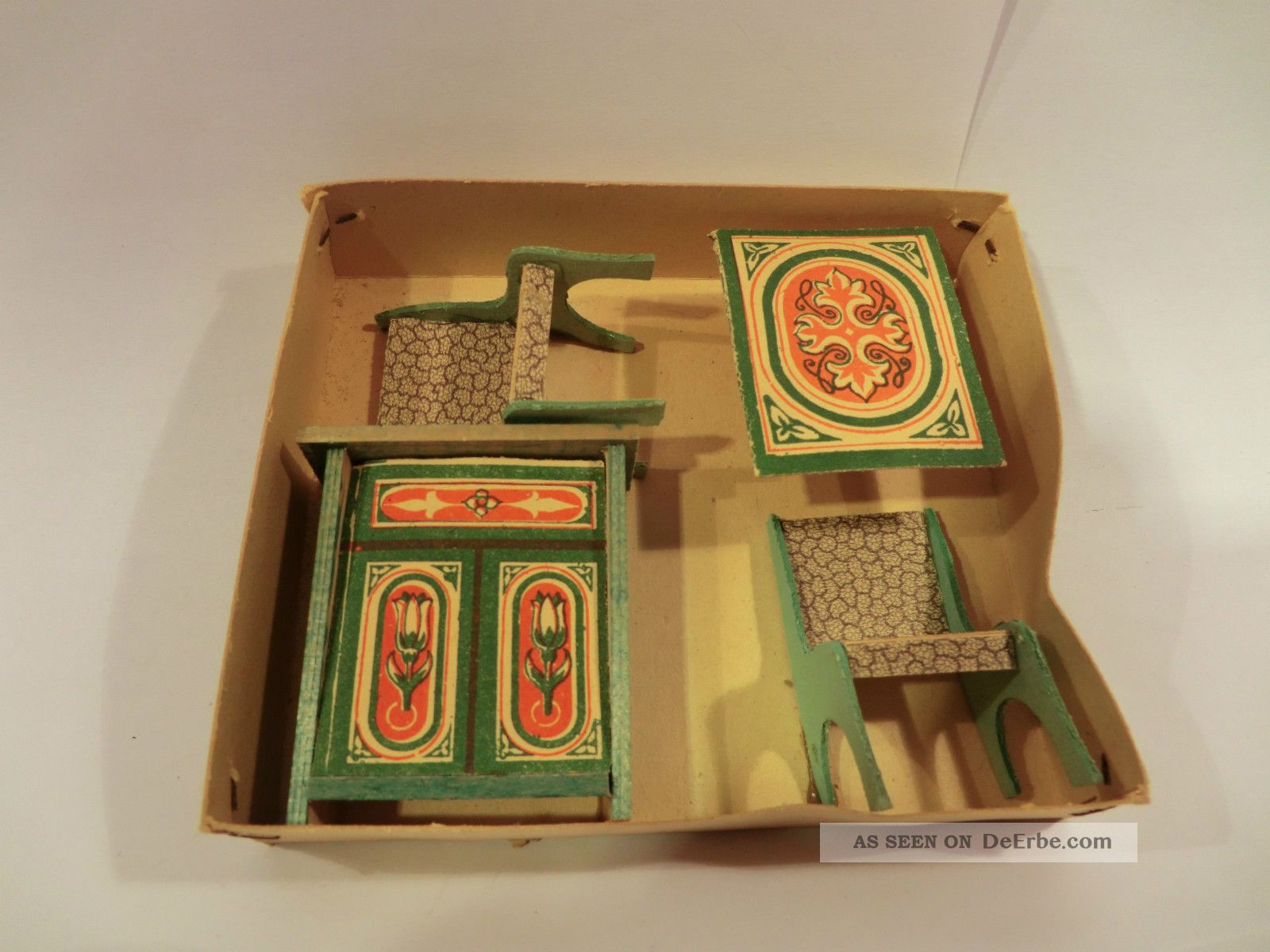 Uralte Puppenstubenmöbel Aus Pappe Selten Erzgebirge Seiffen 1925 Antike Originale vor 1945 Bild