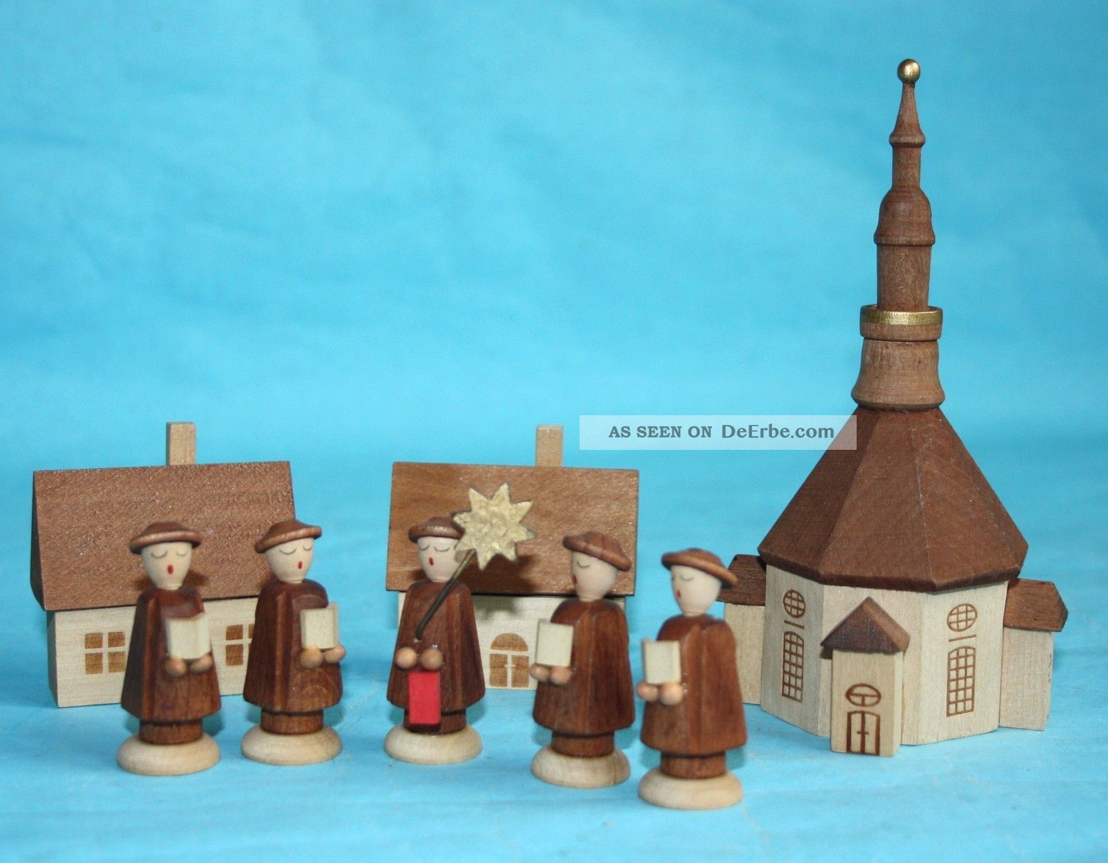 Sternsinger Und Bergkirche Seiffen - Holzfigurengruppe - Ddr - Produktion; Ca.  80´ Objekte nach 1945 Bild