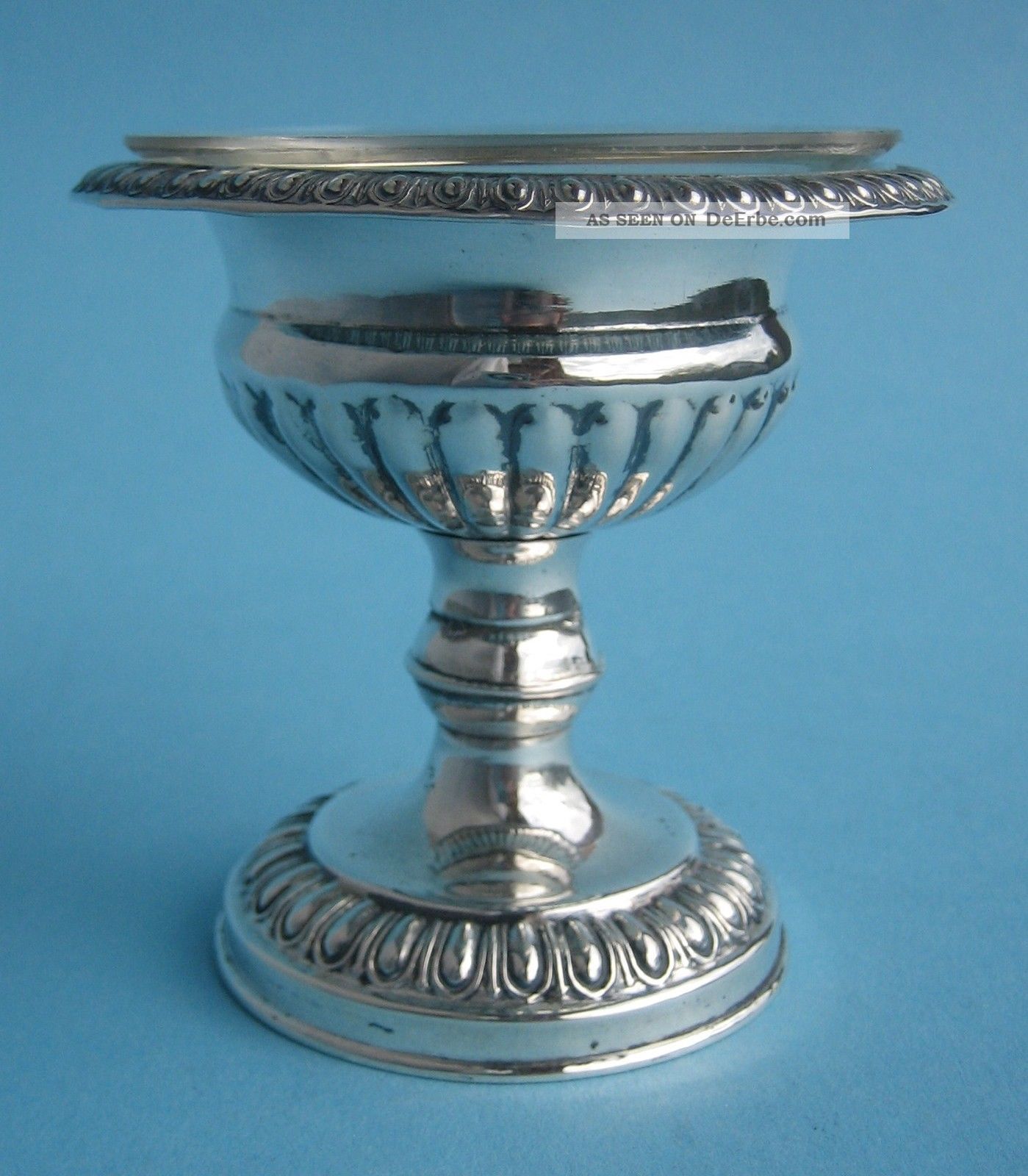 Berliner Silber Biedermeier Saliere,  Bzw.  Gewürzgefäß In Pokalform,  Um 1820/40 Objekte vor 1945 Bild
