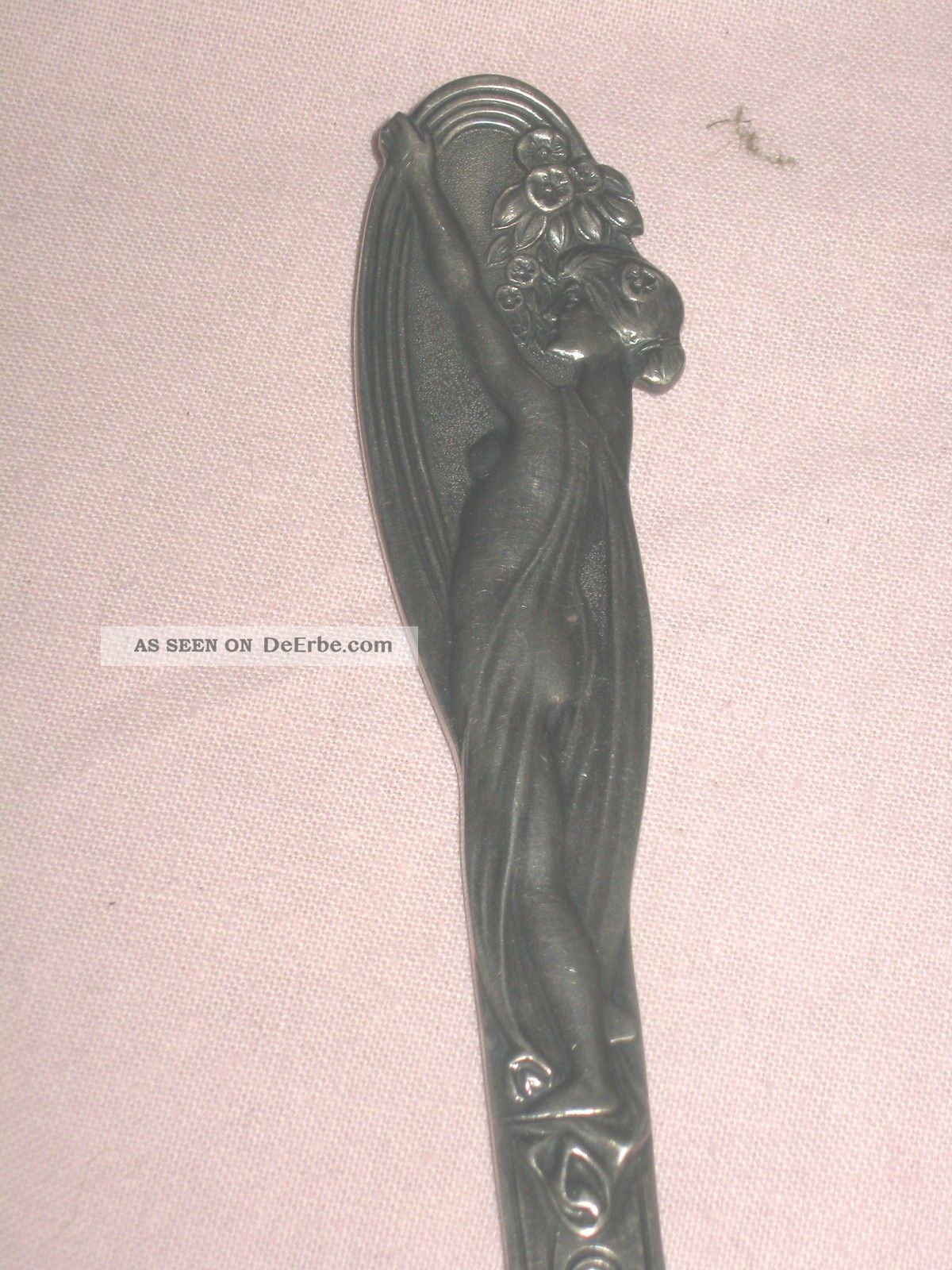 Wilkens Flaschenöffner Im Jugendstil  Venus  90 Silberauflage.  Versilbert Objekte nach 1945 Bild