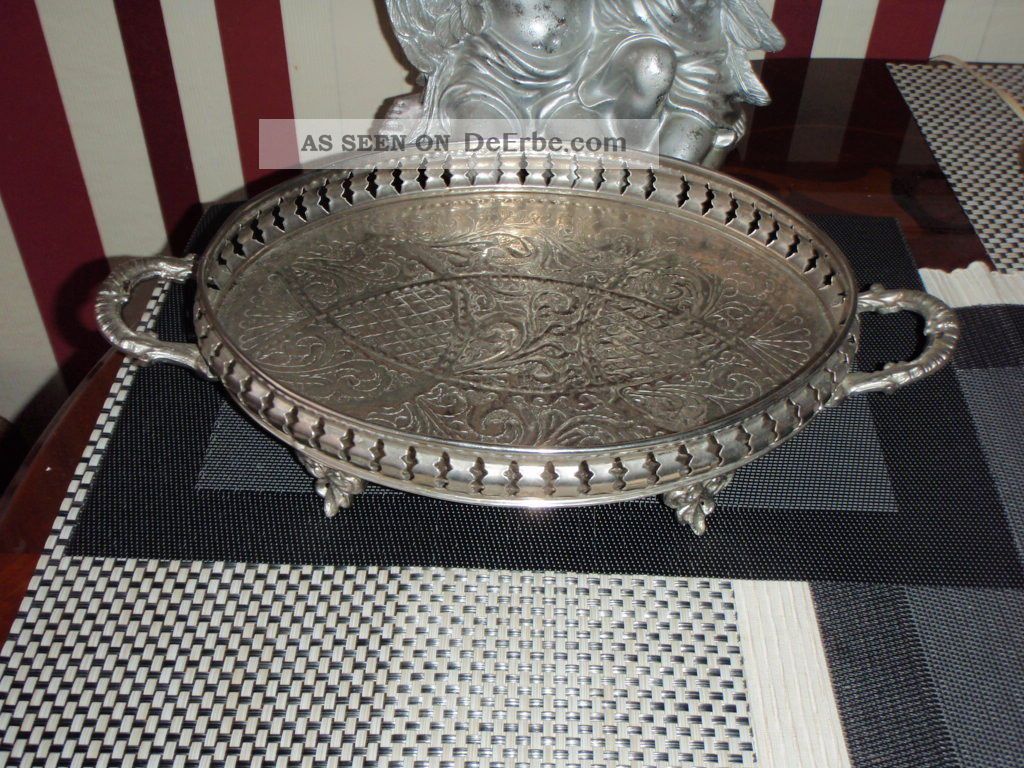 Tablett Oval Interieur Tablett M.  Griffen Und Ornamenten Shabby Chic M.  Punzen Objekte ab 1945 Bild