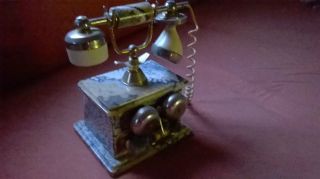 Altes Telefon Aus Italien Bild