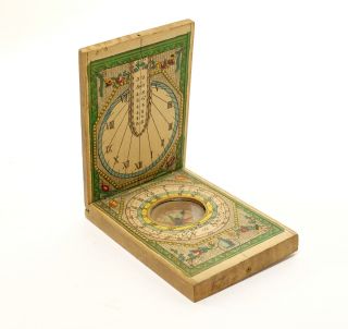 Antike Sonnenuhr,  18th Jahrhundert,  Mit Kompass,  Sammlerstück Bild