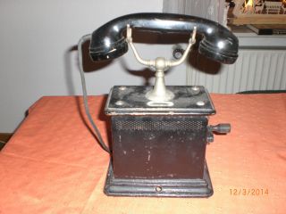 Altes Telefon Mit Kurbel Bild