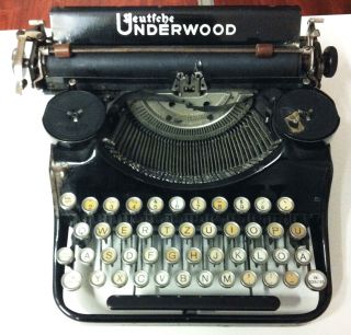 Schreibmaschine Deutsche Underwood Ca.  1920 - Kellerfund - Alt Bild