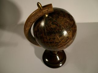 Antiker Globus Holz Globen Bild