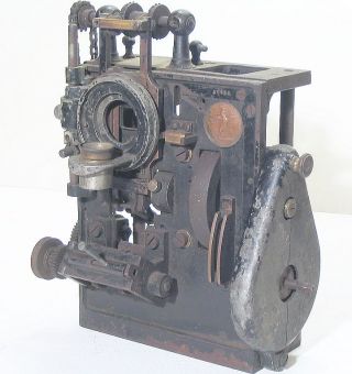 Musealer Filmprojektor Pathe Paris 35mm Motion Picture Projector Ca.  1905 Bild