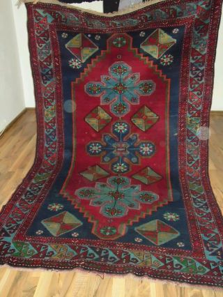 Orientteppich Alter,  Old Shirwan - Kazak 
