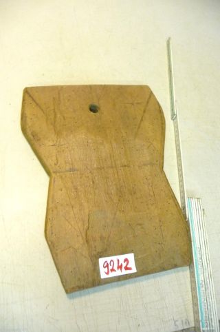 Nr.  9242.  Altes Schinkenbrett Holzbrett Old Wooden Bread Board Bild