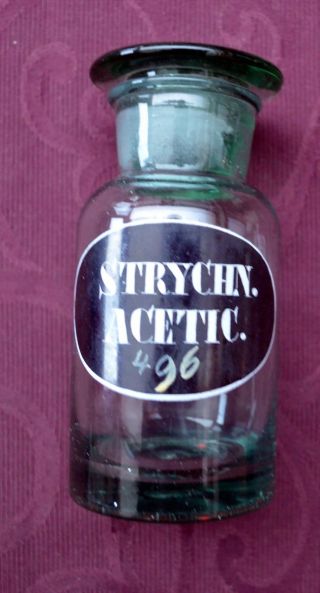 Antike Apothekerflasche,  Mit Der Aufschrift: Strychn.  Acetic.  496 Bild