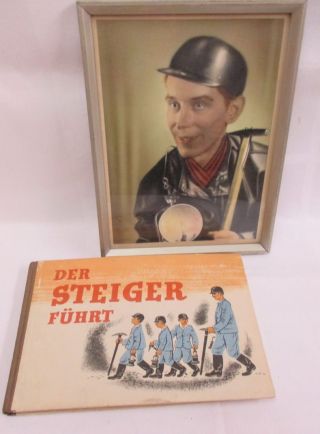 1955 Echtphoto Sächsischer Bergmann Der A,  G.  Wismut & Buch : Der Steiger FÜhrt Bild