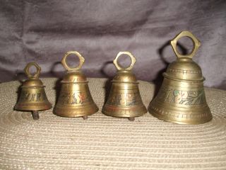 4 Alte,  Seltene Messing Glocken,  Ziegenglocke,  Glockengeläut,  Kuhglocke Bild