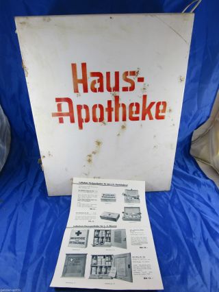Konvolut Hausapotheke Metall - Schrank,  Reklame Luftschutz Apotheke Um 1935 Bild