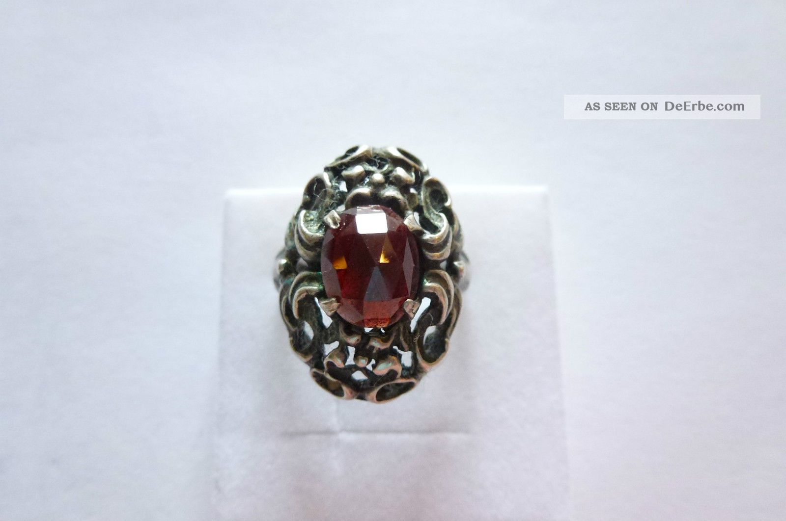 Seltener Klassisch Eleganter Alter Ring Silber Mit Granaten Trachtig Ringe Bild