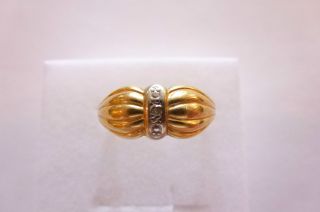 Exclusiver Dekorativer Alter Ring Gold 585 Mit Leichter Verzierung Und Brillant Bild