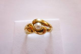 Klassisch Eleganter Antiker Ring In Gold 585 Mit Verzierungen Und Perle Bild