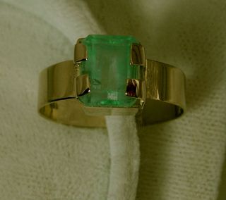 Schöner Ring Mit Echtem Kolumbischen Smaragd (emerald) 1,  85 Ct.  In 585 Gelbgold Bild