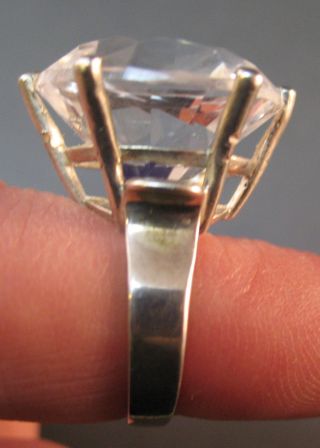 Ring Aus 830er Silber Mit Funkelndem Stein - Ringgröße 54 (17,  2 Mm) Bild