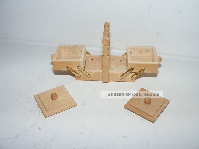Nostalgie - Nähkasten - Bodo Hennig - Kaufladen - Puppenhaus - Puppenstube - Ca 1:12 Nostalgieware, nach 1970 Bild