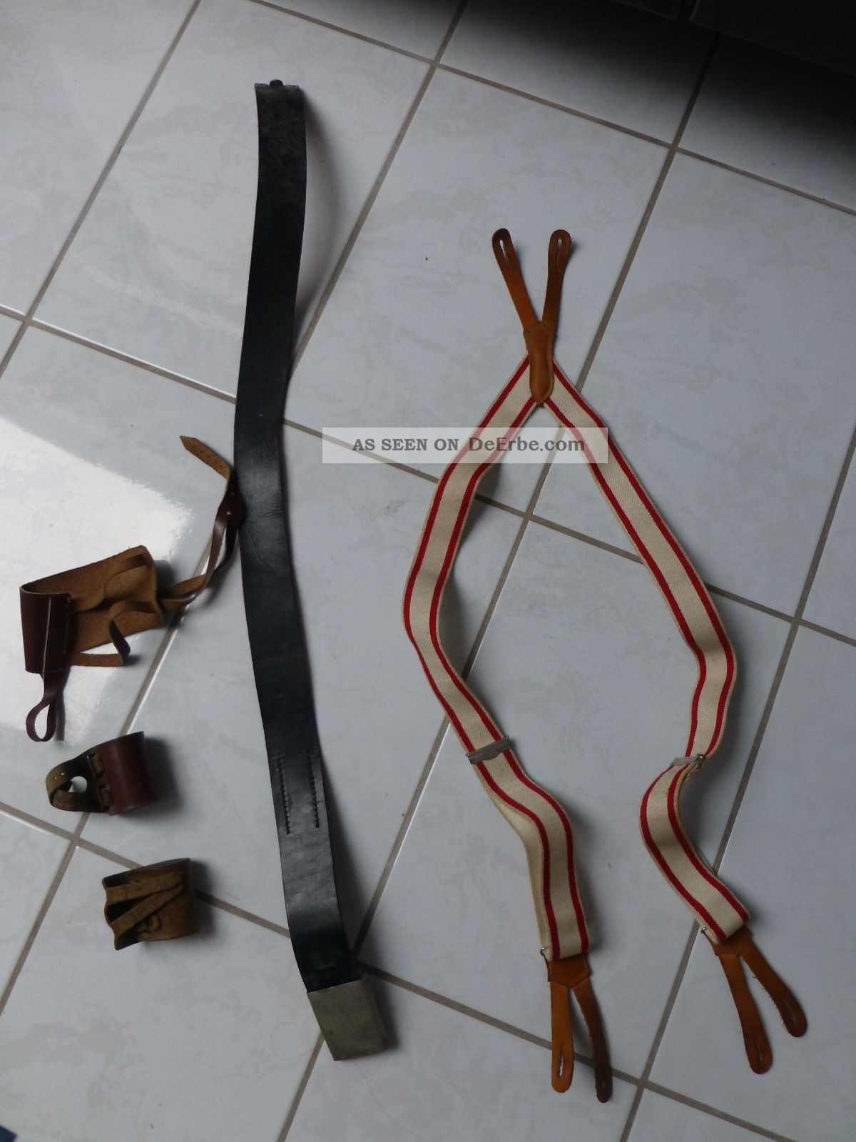 Antike Hosenträger,  Sehr Alter Gürtel,  Antiker Leder Armreif,  Dachbodenfund Original, gefertigt vor 1970 Bild