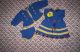 Sehr Schönes Puppenkleid Mit Jacke Und Hose F.  Größe 64 Cm Handarb. Nostalgieware, nach 1970 Bild 1