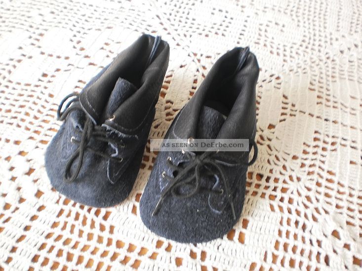 Nostalgische Puppenschuhe,  Blaues Wildleder,  Gr.  11x5,  5x7 Cm Original, gefertigt vor 1970 Bild
