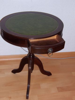 Runder Tisch Mit Grüner Ledereinlage Antik Bild