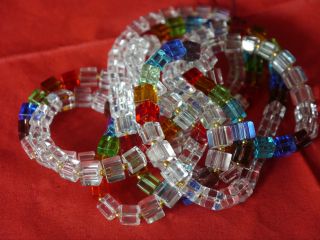 Collier,  Kette Aus Glasswürfel In Regenbogenfarben - Kristallglas Lang Schön Bild