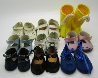 Puppenkleidung 13 Paar Schuhe Unterschiedliche Größen Schildkröt Bild