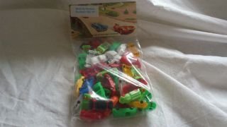Blechspielzeug Plastik: 1 Packung Konvolut Modellautos Für Modelleisenbahnen Bild