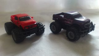 Blech - Und Plastikspielzeug Elektro Dodge Ram Und Ford F 150 Bild