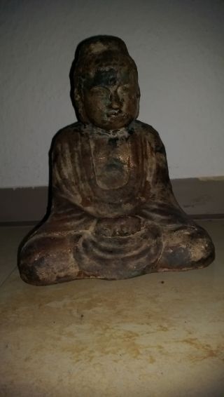 Sitzender Buddha Eisenguss Reste Von Vergoldung China 16.  /17.  Jh Bild
