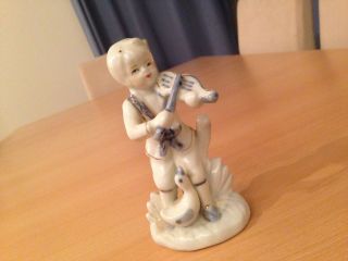 Porzellanfigur Junge Mit Geige Bild