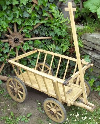 Kinder - Transportwagen - Handwagen - Tafelwagen - Holzhandwagen - Leiterwagen Bild