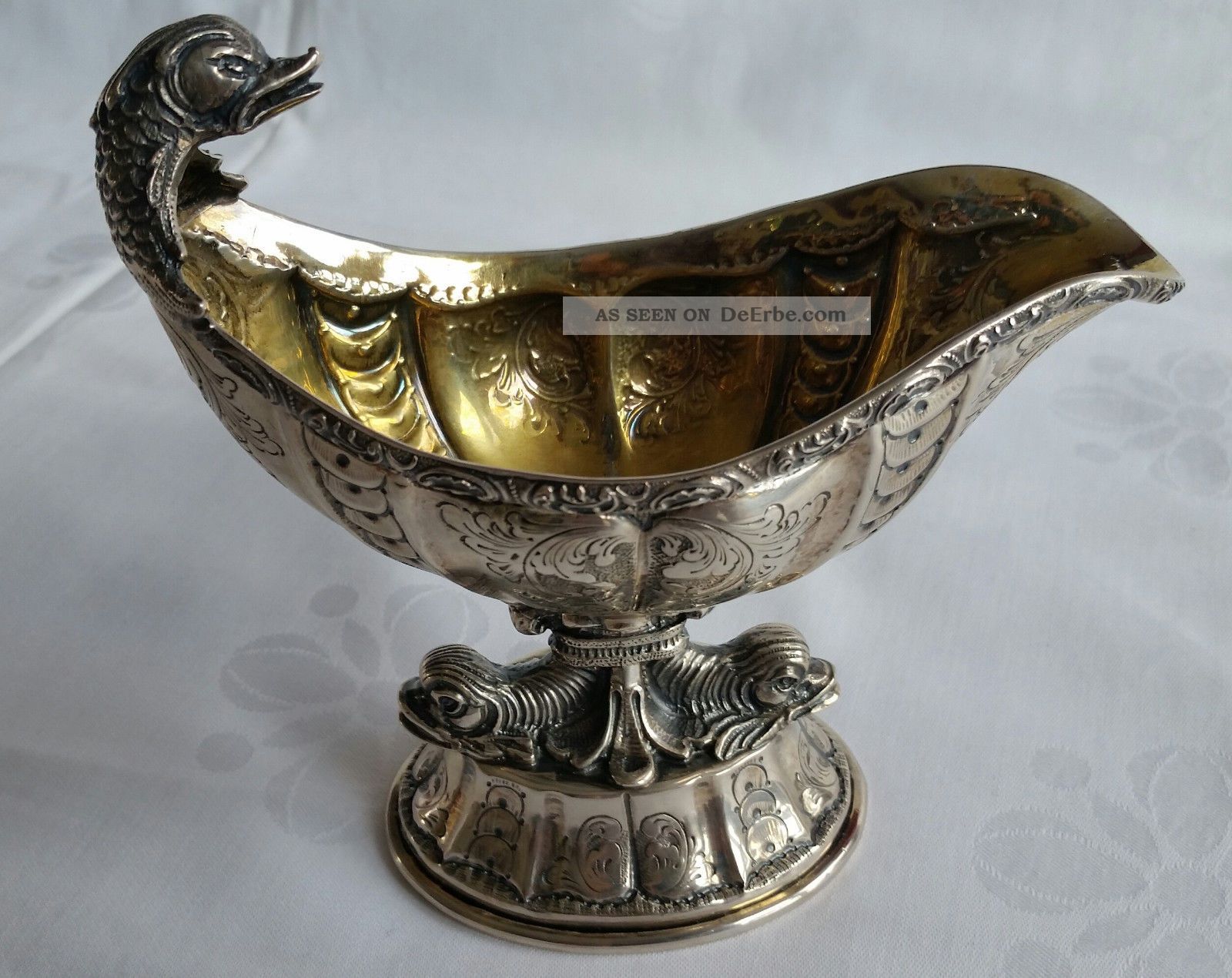Seltene Sauciere Silber 800 Mit Fisch,  Delphin Als Handhabe Und Am Sockel Objekte nach 1945 Bild