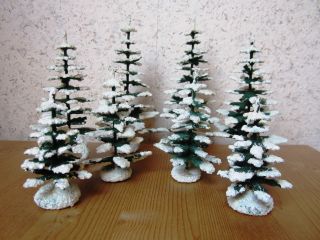 Konvolut Von 8 Kleinen Weihnachtsbäumen Mit Schnee,  Aus Dem Erzgebirge Ddr Bild
