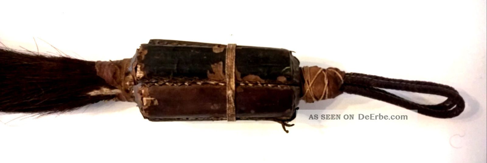 Uralter Afrikanischer Fliegenwedel Kamerun – Old African Fly Whisk From Cameroon Entstehungszeit nach 1945 Bild