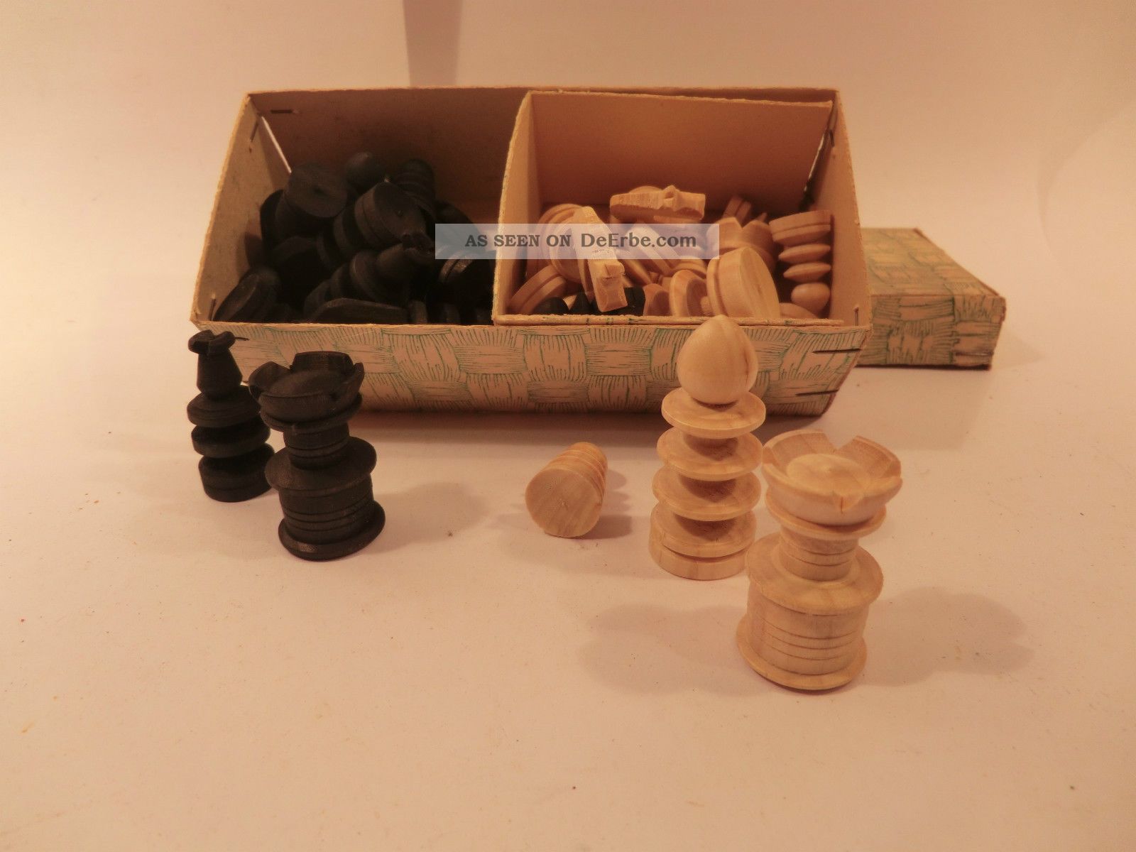 Uralte Schachfiguren Schachspiel Gedrechselt Spielzeug Seiffen Erzgebirge 1925 Antike Originale vor 1945 Bild
