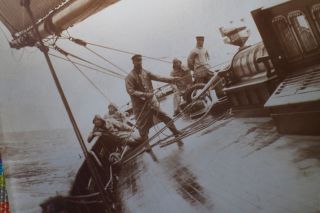 Auf Yacht Hamburg Alte Photographie Vintage Photography Segeln Sailing Picture Bild