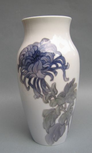 Große Art Nouveau Vase (vintage) : Royal Copenhagen: Chrysanthemen Dekor: Um 1899 Bild