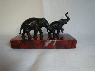 Selt.  Elefantengruppe Aus Bronze Auf Marmorsockel Sehr Fein Gearbeitet Bild