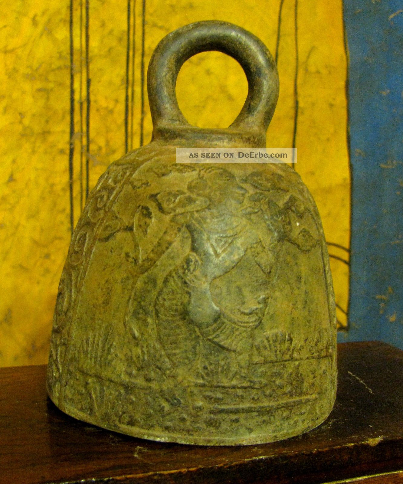 Alte Bronze,  Buddhistische Tempelglocke Aus Dem Wat Maiamatatos,  Ca.  90jahre Alt Asiatika: Indien & Himalaya Bild