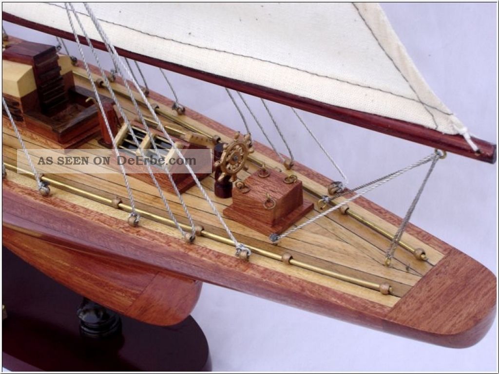 Segelboot-Deko Aus Holz – Nautisches Modellschiff Für Tischdekoration & Maritimes Interior
